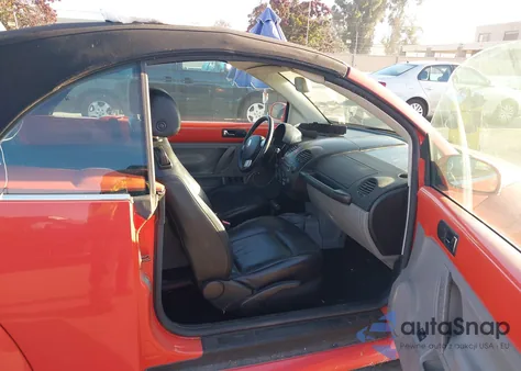 2005 Volkswagen New Beetle Gls из США, поврежденный, VIN 3VWCM31Y95M364359